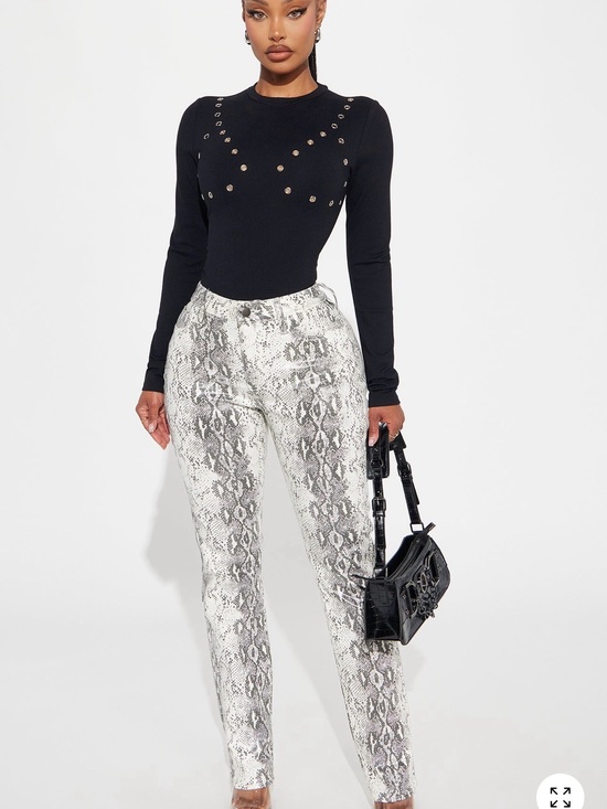Pants - High-Rise Snake Print Slim Pants - White/Gray